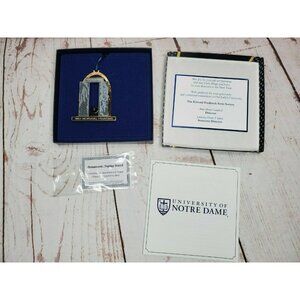 Vintage Pro Patria ET Pace War Memorial Fountain Notre Dame Ornament